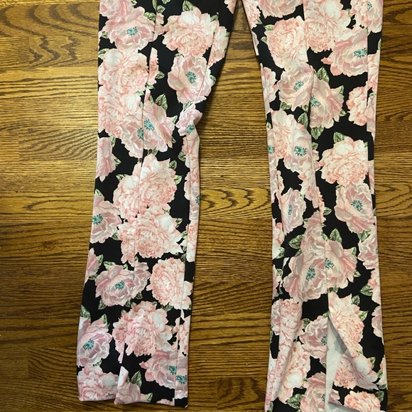 Zara stretch rose-printed flared slacks - Picture 3 of 5